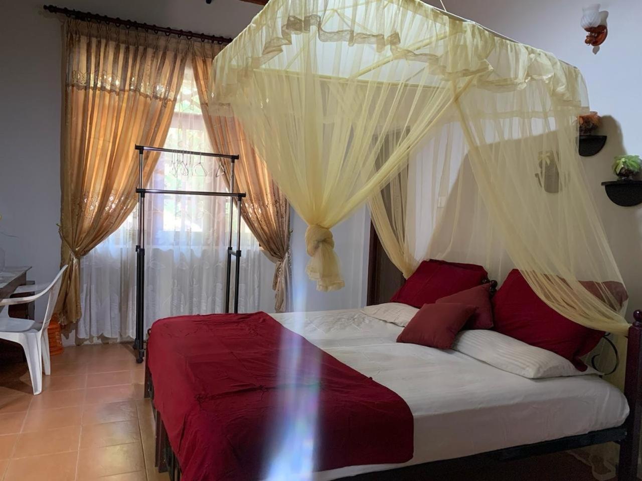 Araliya Home Stay Канди Экстерьер фото